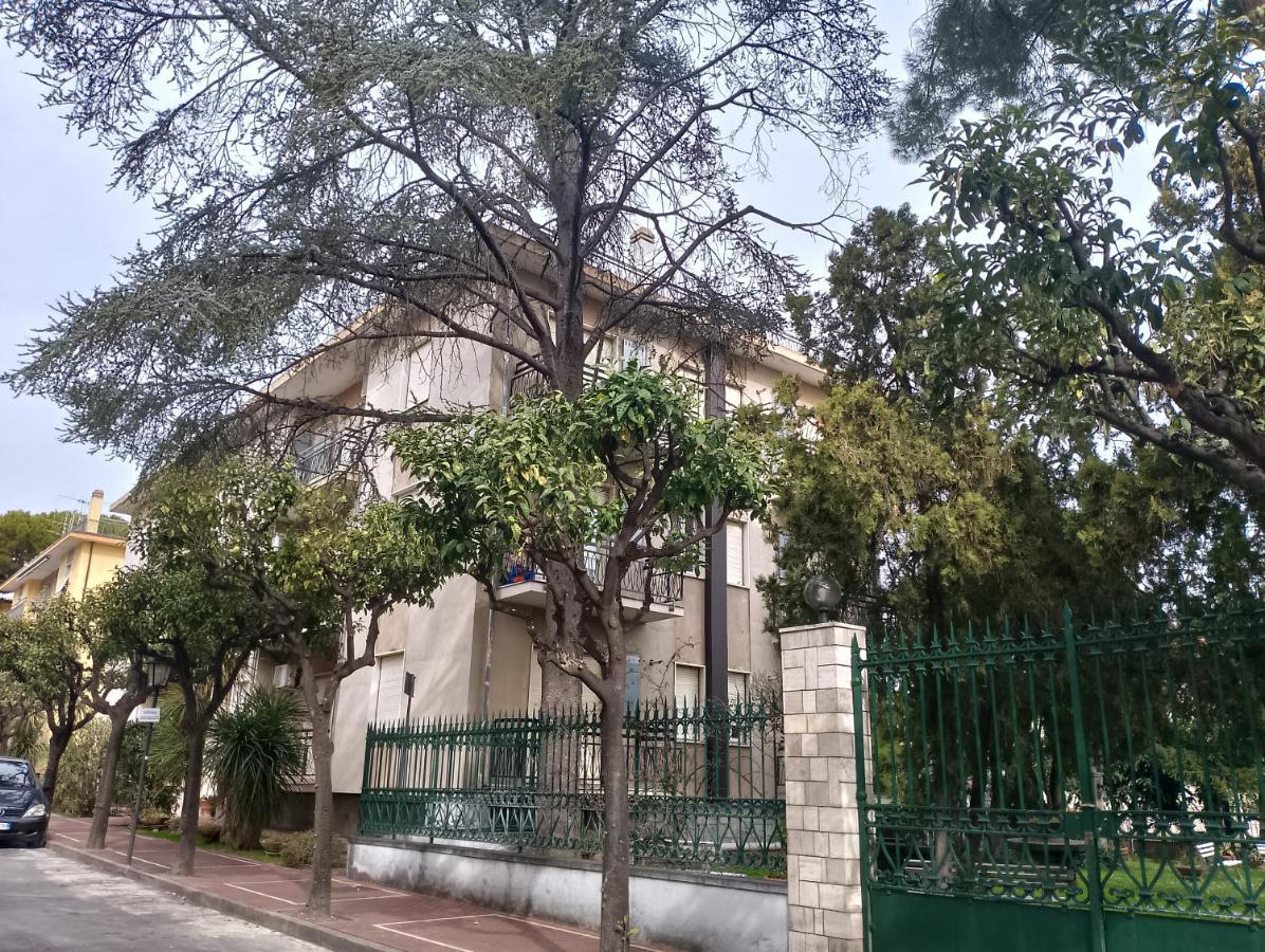 Appartamenti Bemar Diano Marina Buitenkant foto