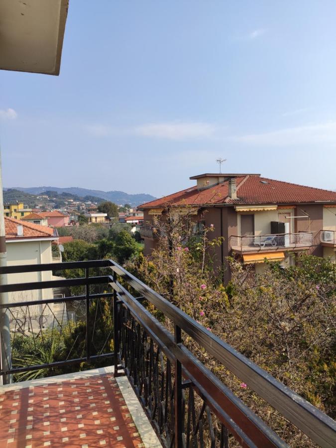 Appartamenti Bemar Diano Marina Buitenkant foto